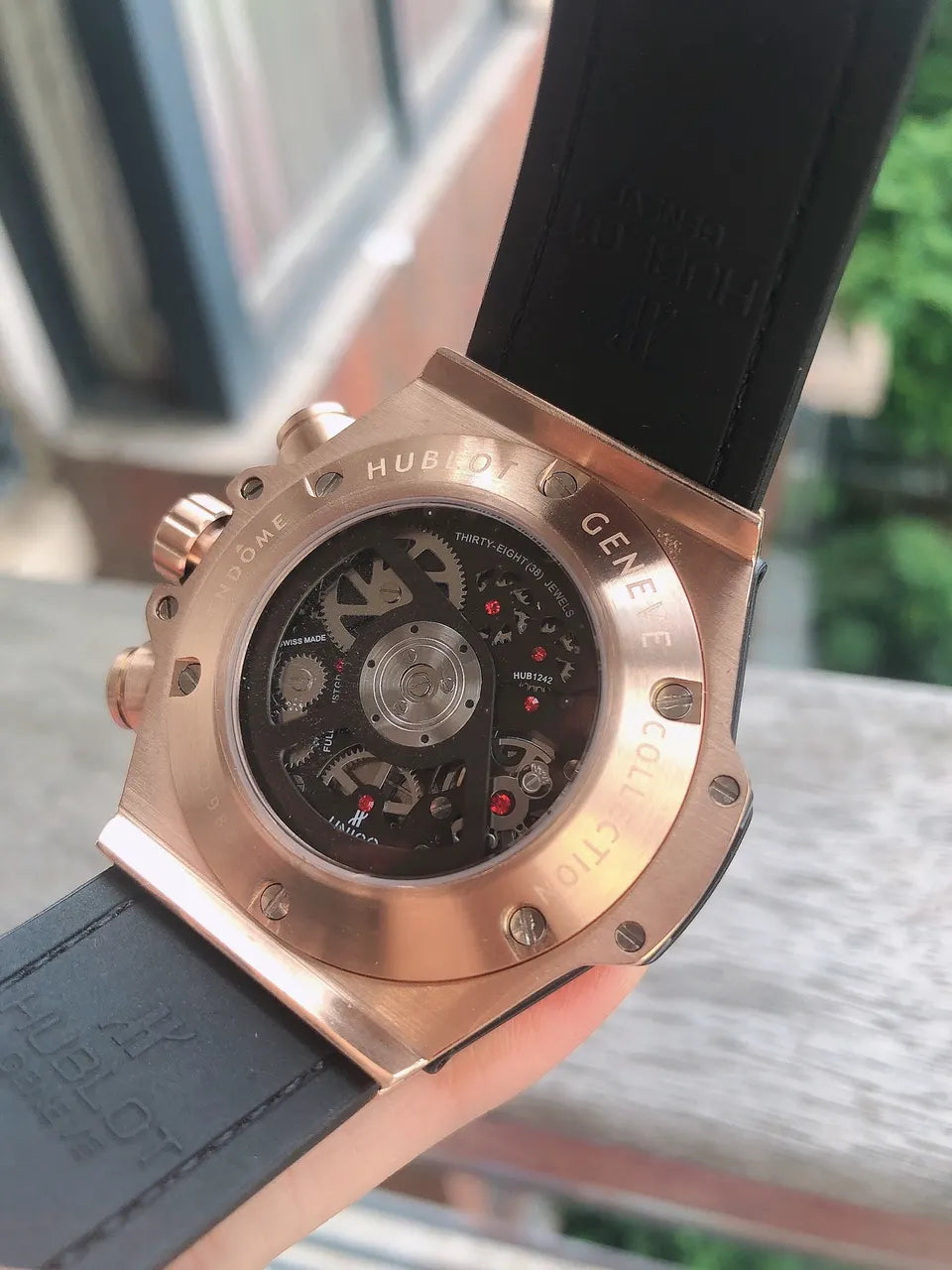 Hublot Rainbow Bezel Watch - Hình 10