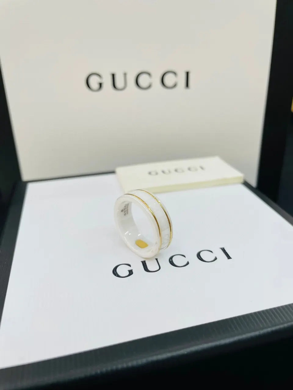 Gucci White Ceramic Gold Ring - Hình 5