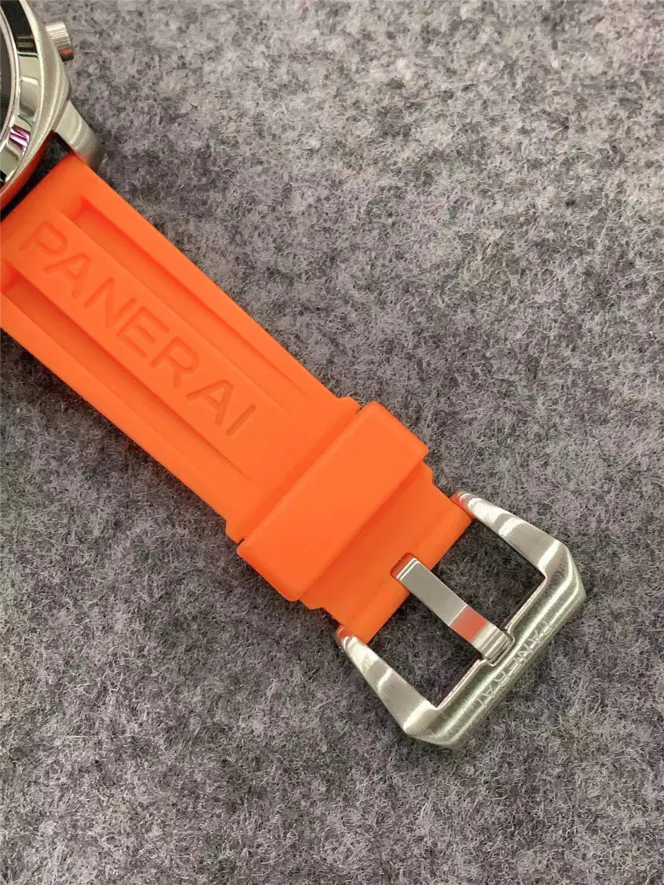 Panerai Orange America's Cup - Hình 3