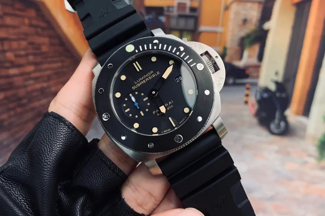 luminor Panerai Black Rubber Dive Watch - Hình 8