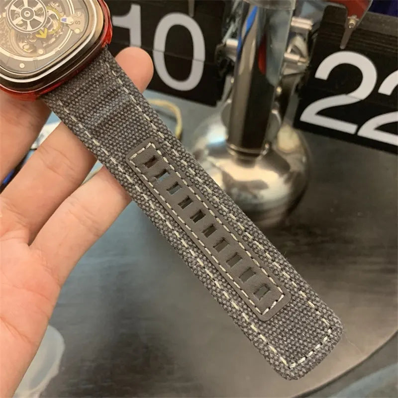 SevenFriday Red Chamber Watch - Hình 5