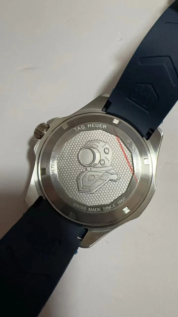 silver Tag Heuer Aquaracer GMT - Hình 4