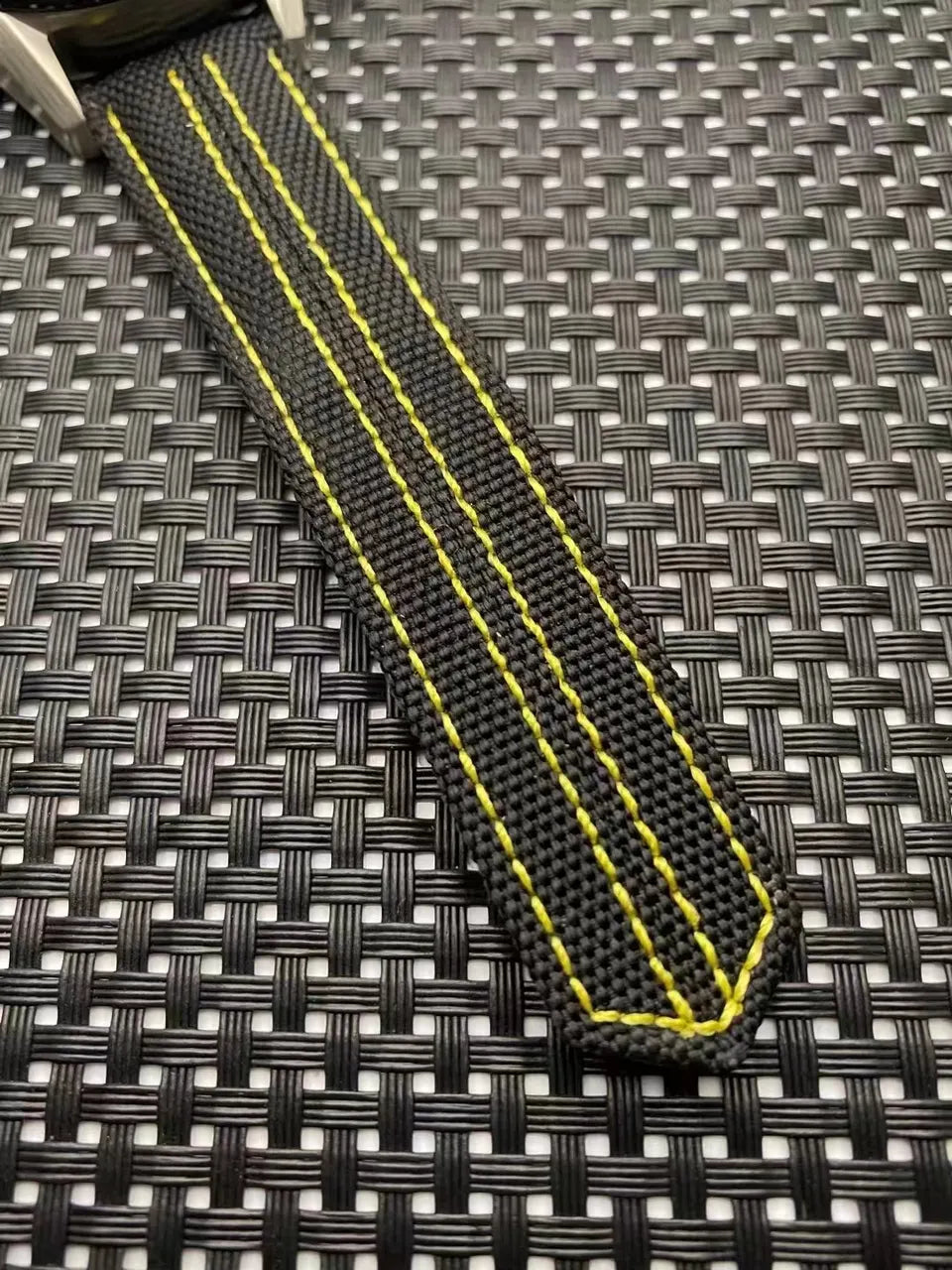TAG Heuer Carrera Porsche Textile - Hình 2
